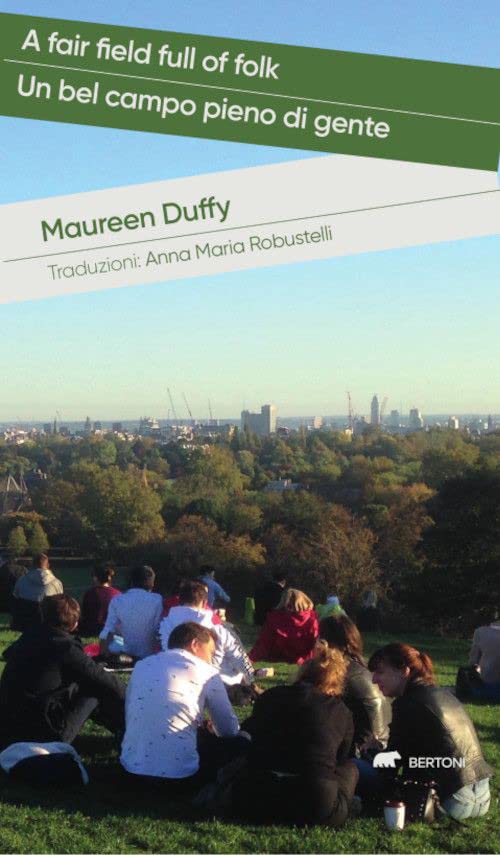 Un bel campo pieno di gente Maureen Duffy